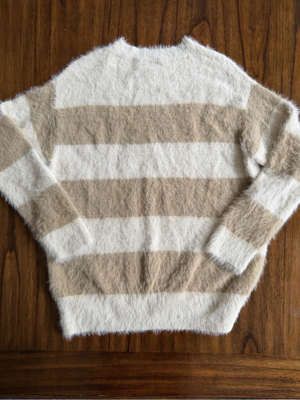 Universal Thread Fuzzy Crewneck Sweater in Cream and Tan Stripes M size - Picture 6 of 6
